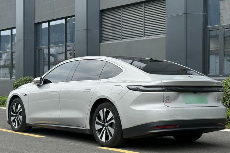 Used Nio ET7 2023 75 kWh Exterior 3
