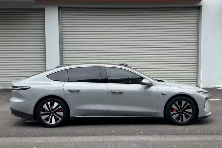 Used Nio ET7 2023 75 kWh Exterior 3