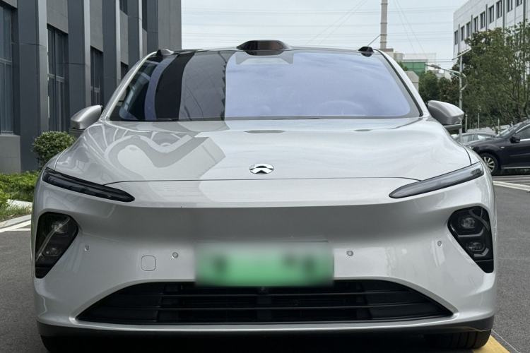 Used Nio ET7 2023 75 kWh Exterior 4