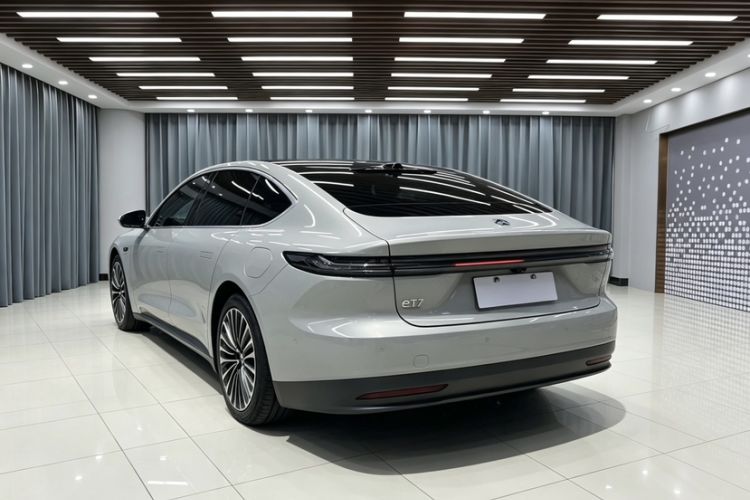 Used Nio ET7 2023 75 kWh Exterior 4
