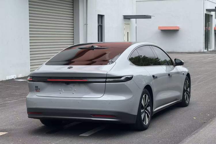 Used Nio ET7 2023 75 kWh Exterior 4
