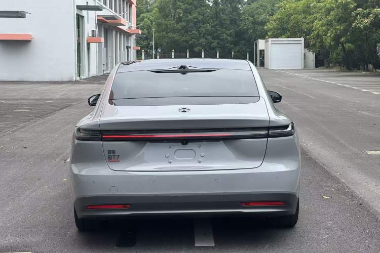 Used Nio ET7 2023 75 kWh Exterior 5