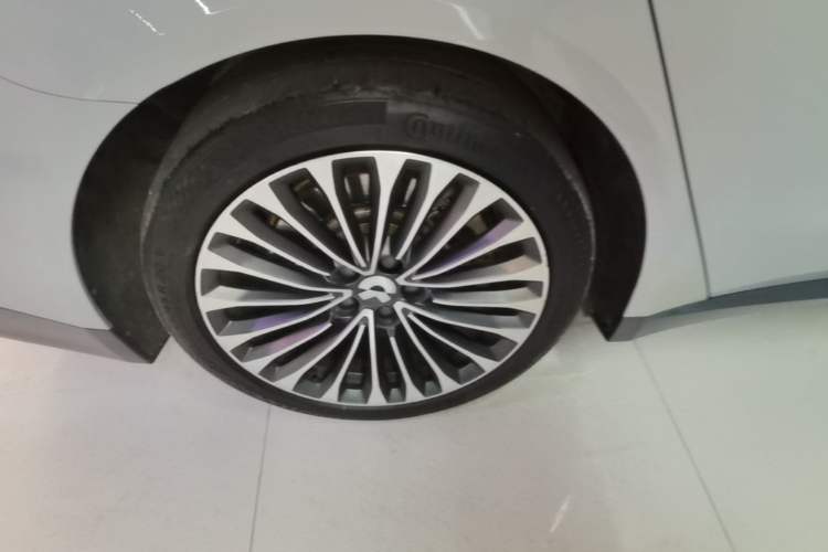 Used Nio ET7 2023 75 kWh Exterior 5