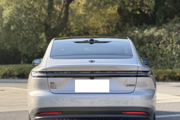 Used Nio ET7 2023 75 kWh Exterior 6
