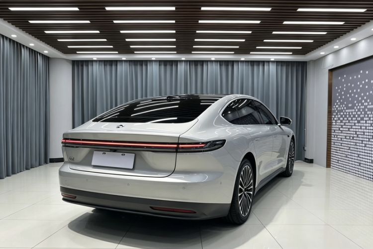 Used Nio ET7 2023 75 kWh Exterior 7