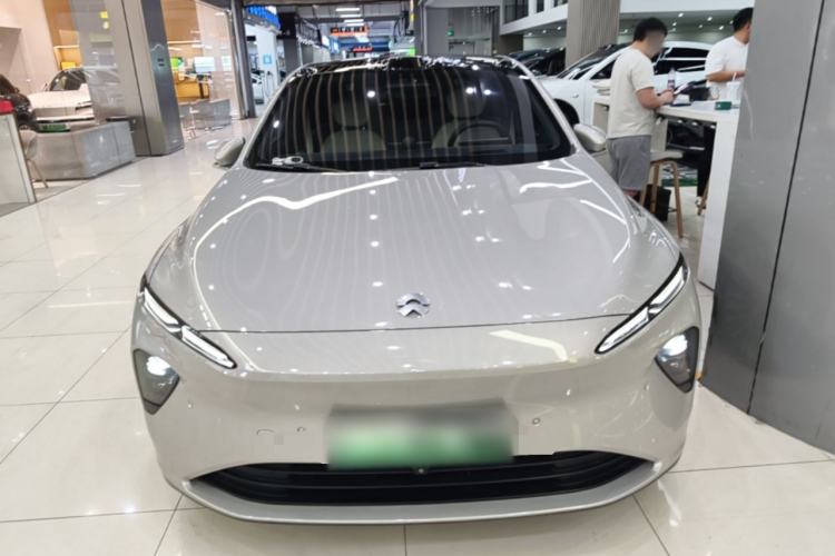 Used Nio ET7 2023 75 kWh Front