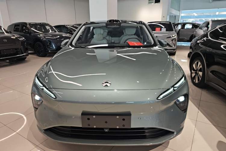 Used Nio ET7 2023 100kWh Signature Edition Front