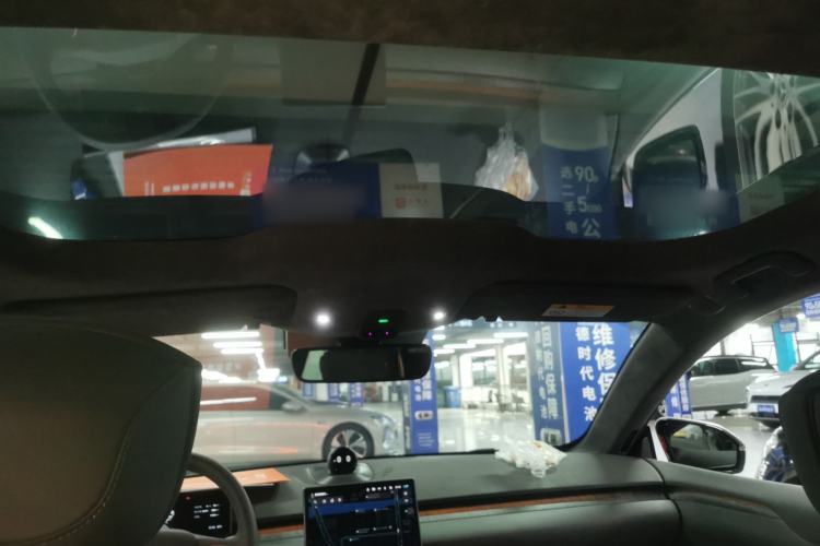 Used Nio ET7 2023 75 kWh Headliner