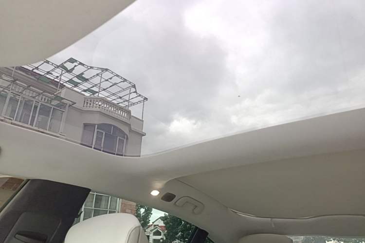 Used Nio ET7 2023 75 kWh Headliner