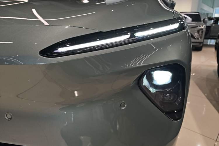 Used Nio ET7 2023 100kWh Signature Edition Left Front Headlight
