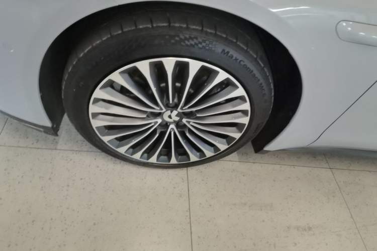 Used Nio ET7 2023 75 kWh Left Front Wheel Hub