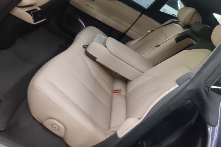 Used Nio ET7 2023 75 kWh Left Rear Seat