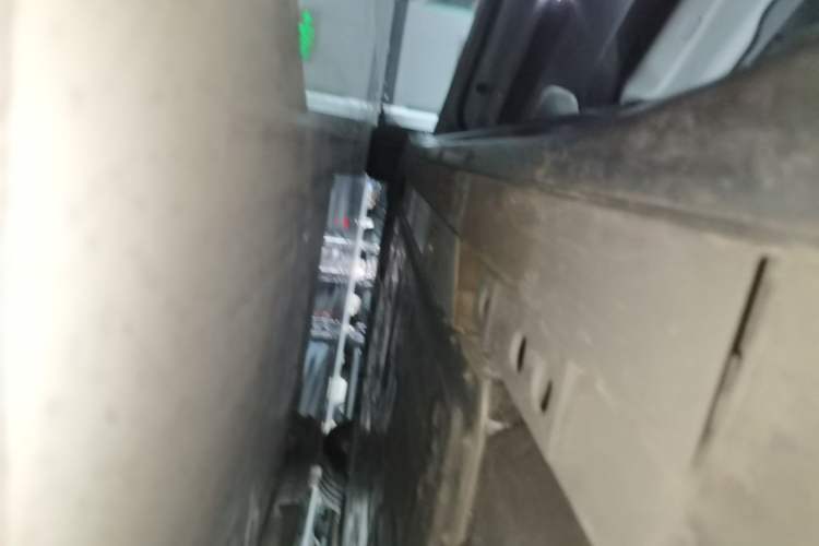 Used Nio ET7 2023 75 kWh Left Side Sill