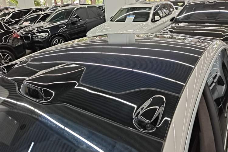 Used Nio ET7 2023 75 kWh Roof