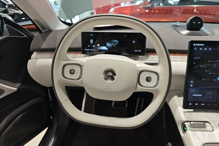 Used Nio ET7 2023 100kWh Signature Edition Steering Wheel