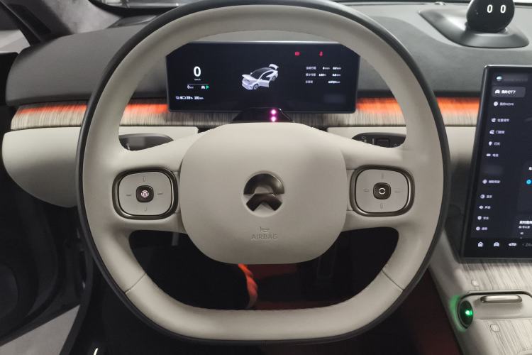 Used Nio ET7 2023 75 kWh Steering Wheel