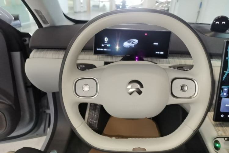 Used Nio ET7 2023 75 kWh Steering Wheel