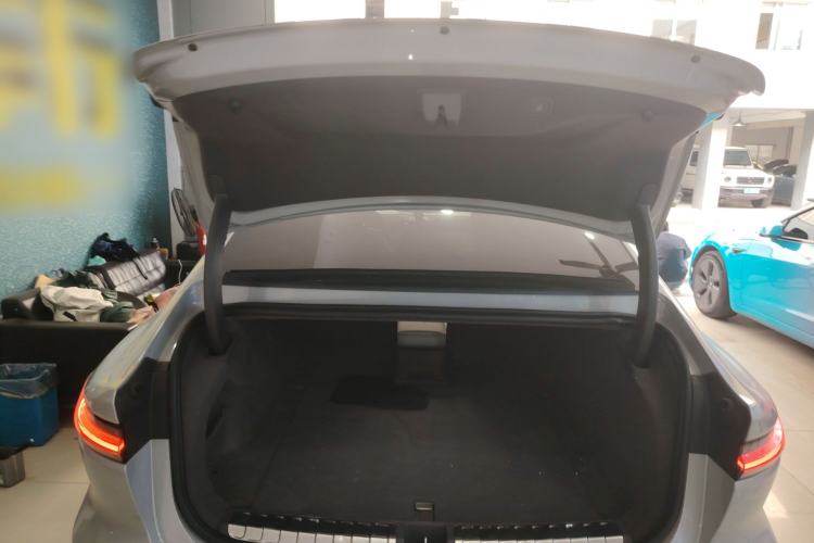 Used Nio ET7 2023 75 kWh Trunk