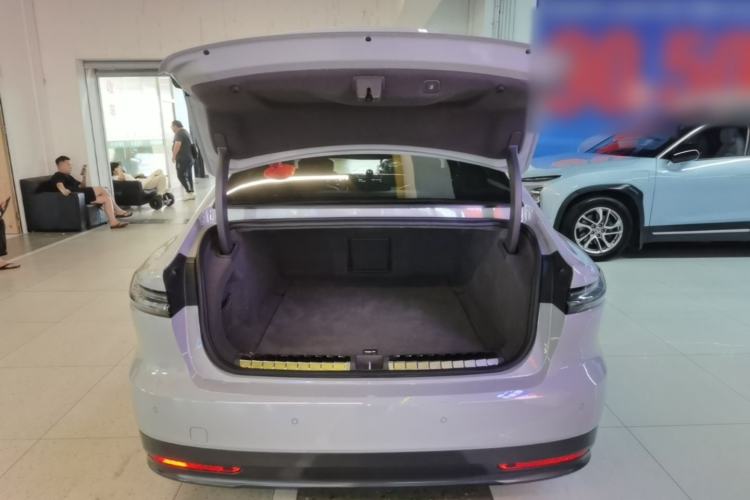 Used Nio ET7 2023 75 kWh Trunk