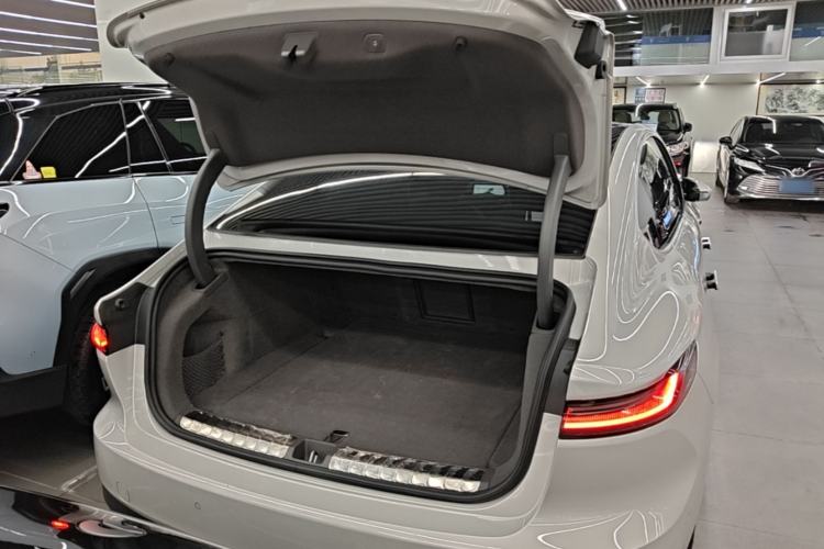 Used Nio ET7 2023 75 kWh Trunk