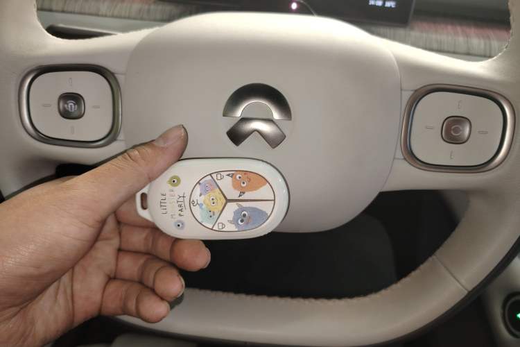 Used Nio ET7 2023 75 kWh Vehicle Key