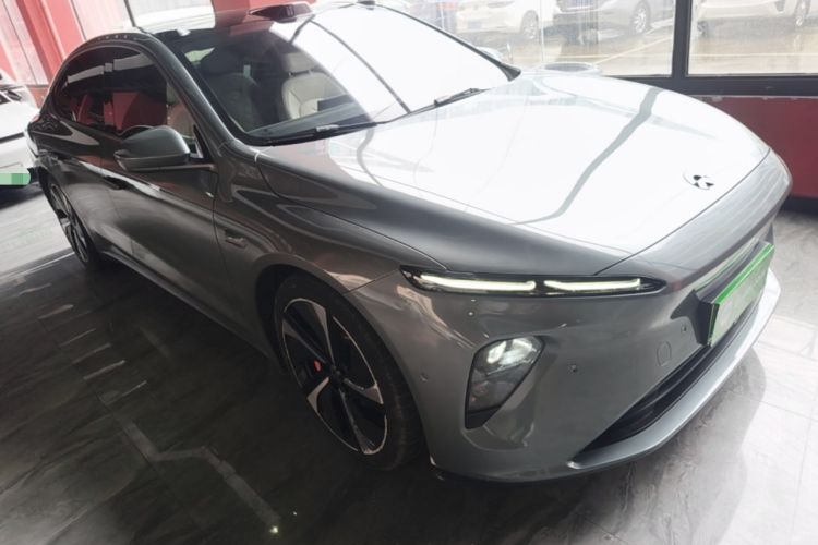 Used Nio ET7 2023 100kWh Front Right 45 Deg