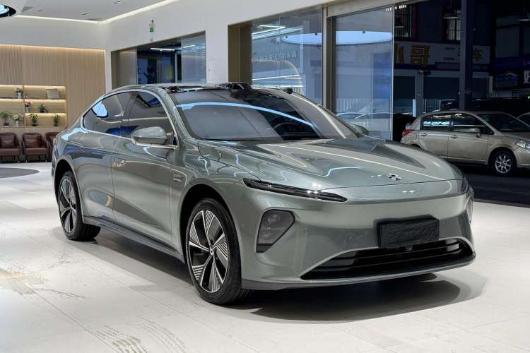 Used Nio ET7 2023 100kWh Signature Edition Front Right 45 Deg