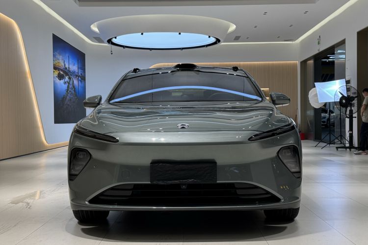Used Nio ET7 2023 100kWh Signature Edition Front