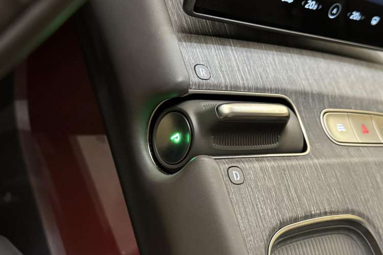 Used Nio ET7 2023 100kWh Signature Edition Gear Lever