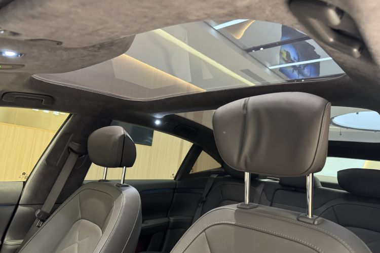Used Nio ET7 2023 100kWh Signature Edition Headliner