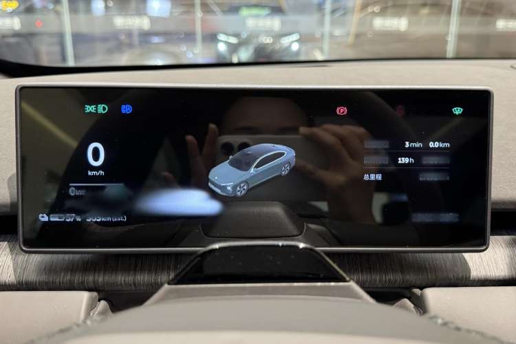 Used Nio ET7 2023 100kWh Signature Edition Instrument Cluster