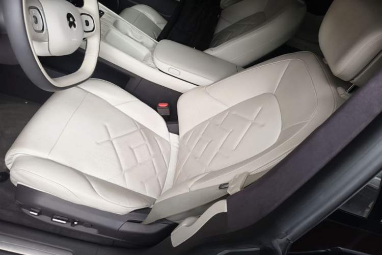Used Nio ET7 2023 100kWh Left Front Seat