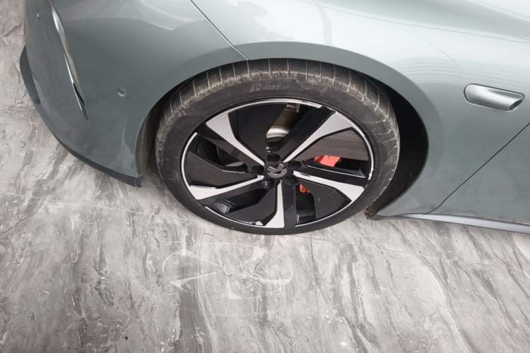 Used Nio ET7 2023 100kWh Left Front Wheel Hub