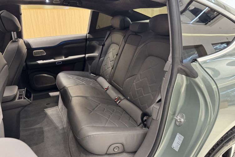 Used Nio ET7 2023 100kWh Signature Edition Left Rear Seat