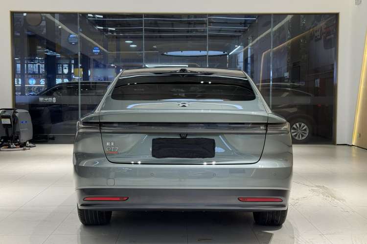 Used Nio ET7 2023 100kWh Signature Edition Rear