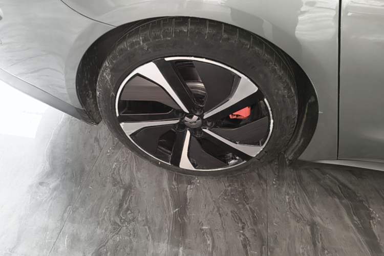 Used Nio ET7 2023 100kWh Right Rear Wheel Hub