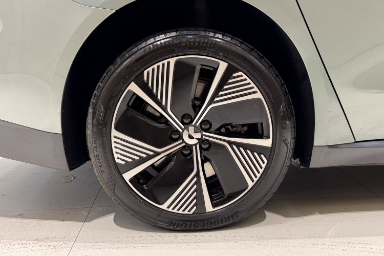 Used Nio ET7 2023 100kWh Signature Edition Right Rear Wheel Hub