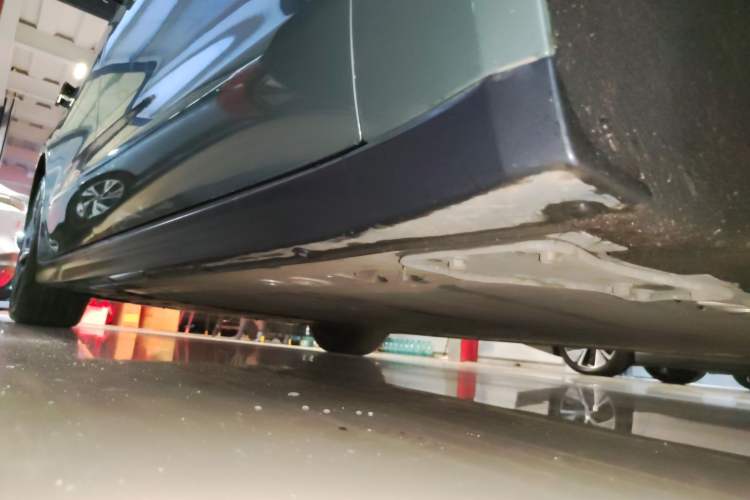 Used Nio ET7 2023 100kWh Signature Edition Right Side Sill