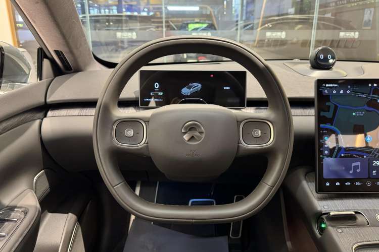Used Nio ET7 2023 100kWh Signature Edition Steering Wheel
