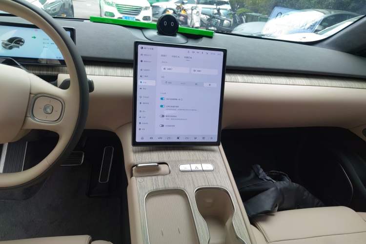 Used Nio ET7 2023 75 kWh Audio And AC Panel