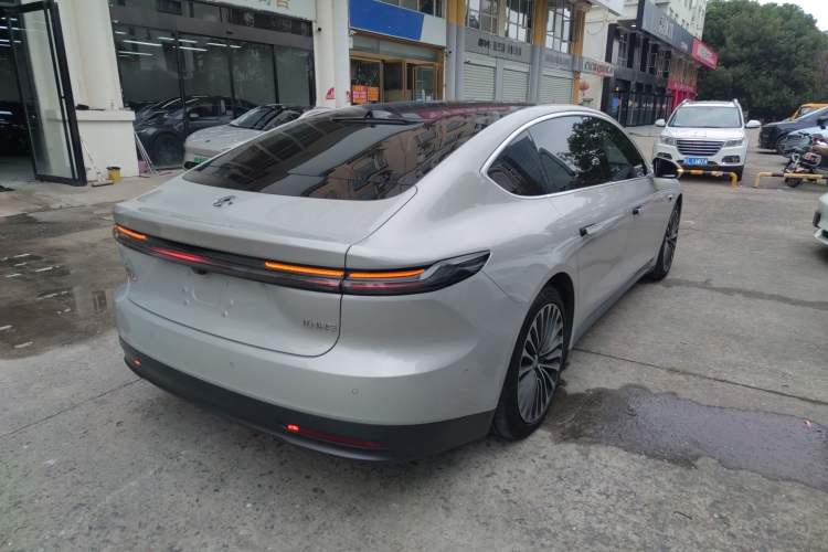 Used Nio ET7 2023 75 kWh Exterior 5