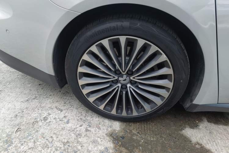 Used Nio ET7 2023 75 kWh Exterior 8
