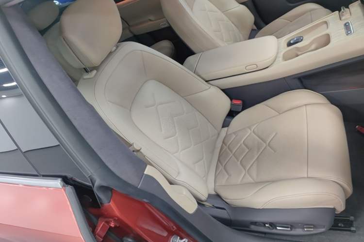 Used Nio ET7 2023 100kWh Right Front Seat
