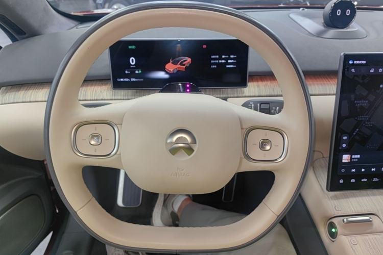 Used Nio ET7 2023 100kWh Steering Wheel