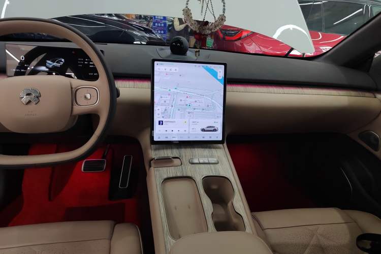 Used Nio ET7 2023 100kWh Signature Edition Audio And AC Panel