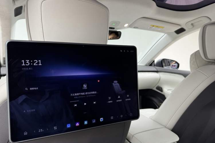 Used Nio ET7 2023 75 kWh Audio And AC Panel