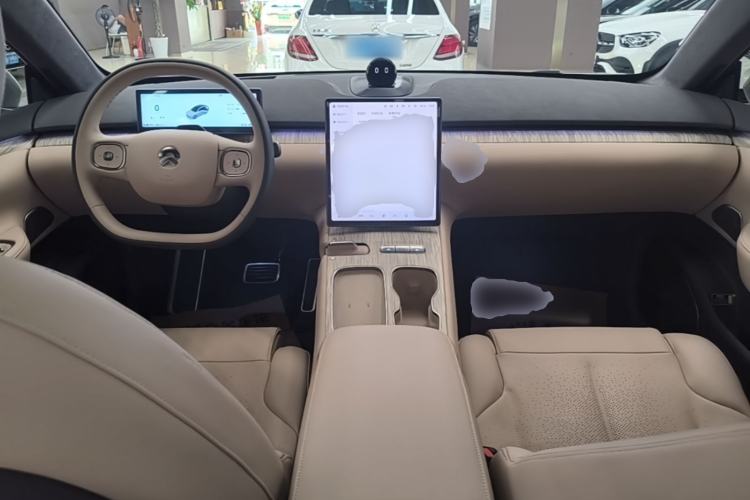 Used Nio ET7 2023 75 kWh Center Console