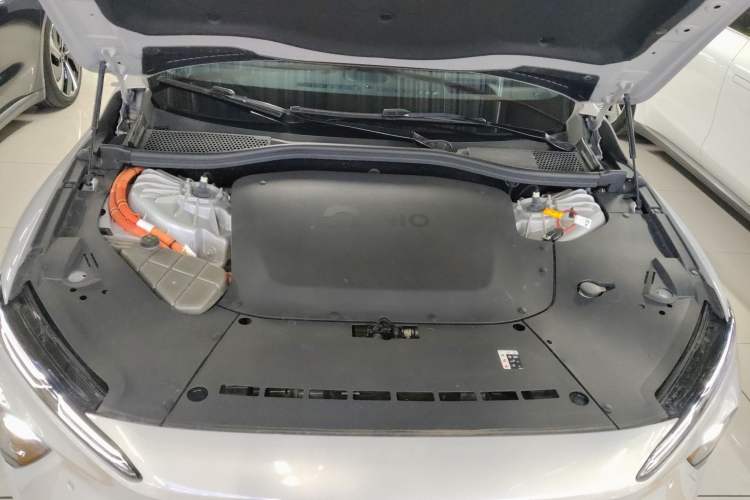 Used Nio ET7 2023 75 kWh Engine Bay