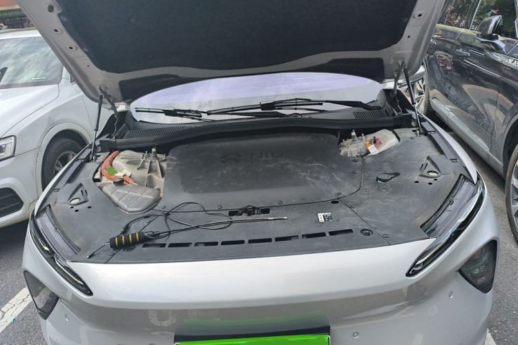 Used Nio ET7 2023 75 kWh Engine Bay