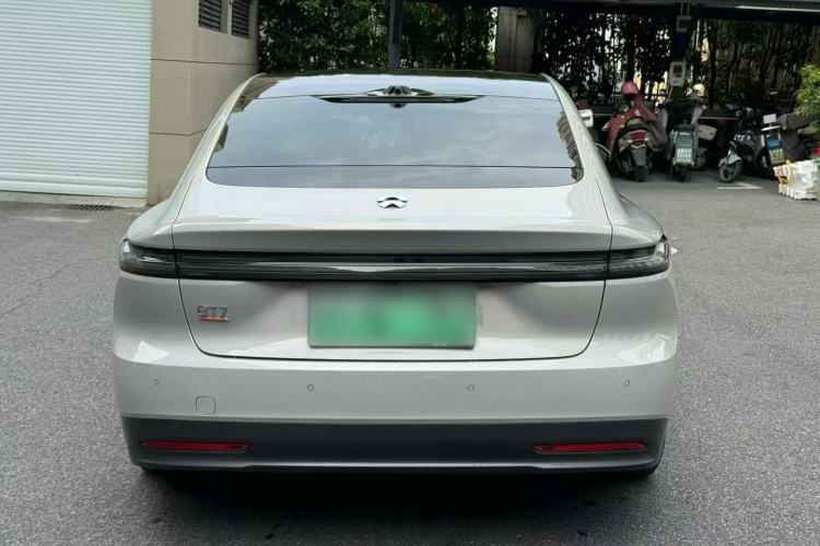 Used Nio ET7 2023 75 kWh Exterior 5